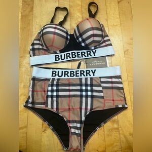 Gorgeous checkered swim set!